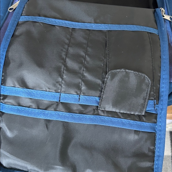 Blue TARDIS Backpack - Picture 7 of 7